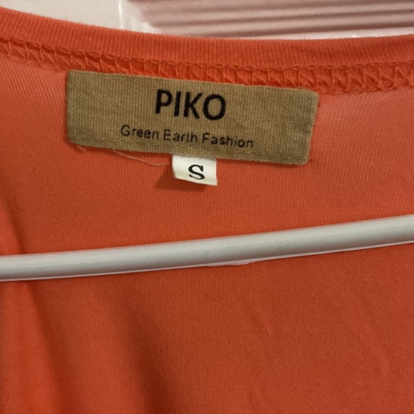 Peach/pink Piko 3/4 sleeve top - Picture 2 of 3